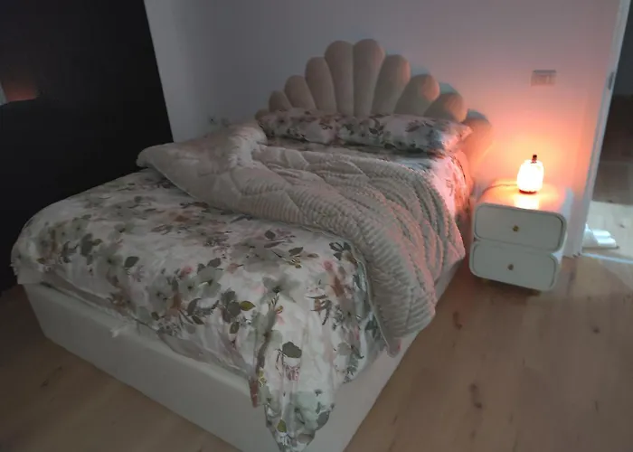 Komsi Group 公寓 *